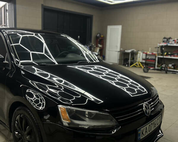 Черный Фольксваген Джетта, объемом двигателя 2.48 л и пробегом 188 тыс. км за 9000 $, фото 6 на Automoto.ua