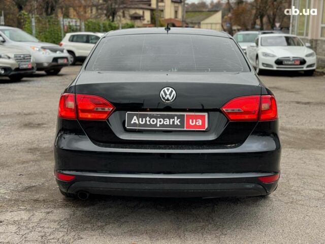 Черный Фольксваген Джетта, объемом двигателя 1.6 л и пробегом 279 тыс. км за 8690 $, фото 6 на Automoto.ua
