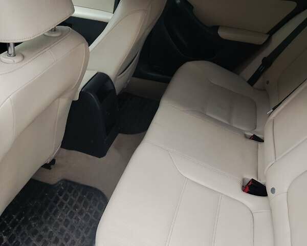 Черный Фольксваген Джетта, объемом двигателя 2.48 л и пробегом 269 тыс. км за 7800 $, фото 2 на Automoto.ua