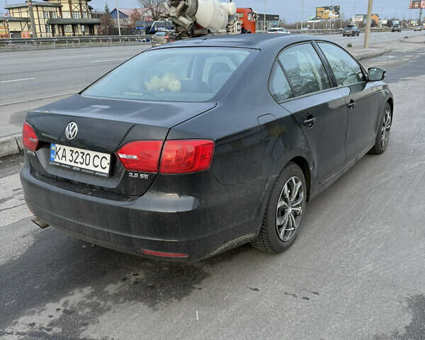 Черный Фольксваген Джетта, объемом двигателя 2.5 л и пробегом 223 тыс. км за 7500 $, фото 7 на Automoto.ua