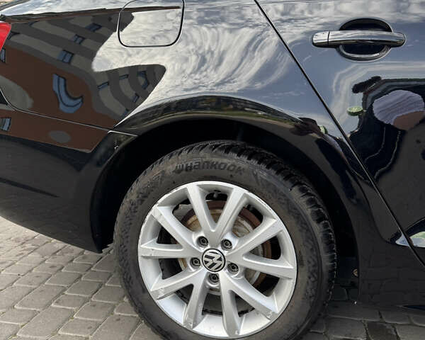 Черный Фольксваген Джетта, объемом двигателя 2.5 л и пробегом 236 тыс. км за 8500 $, фото 38 на Automoto.ua