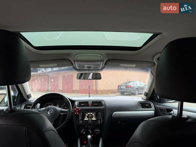 Черный Фольксваген Джетта, объемом двигателя 2 л и пробегом 170 тыс. км за 8300 $, фото 58 на Automoto.ua