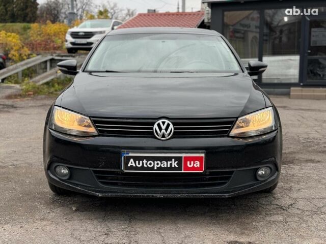 Черный Фольксваген Джетта, объемом двигателя 1.6 л и пробегом 279 тыс. км за 8690 $, фото 1 на Automoto.ua