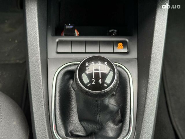 Черный Фольксваген Джетта, объемом двигателя 1.6 л и пробегом 279 тыс. км за 8690 $, фото 30 на Automoto.ua