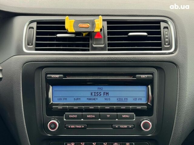 Черный Фольксваген Джетта, объемом двигателя 1.6 л и пробегом 279 тыс. км за 8690 $, фото 28 на Automoto.ua