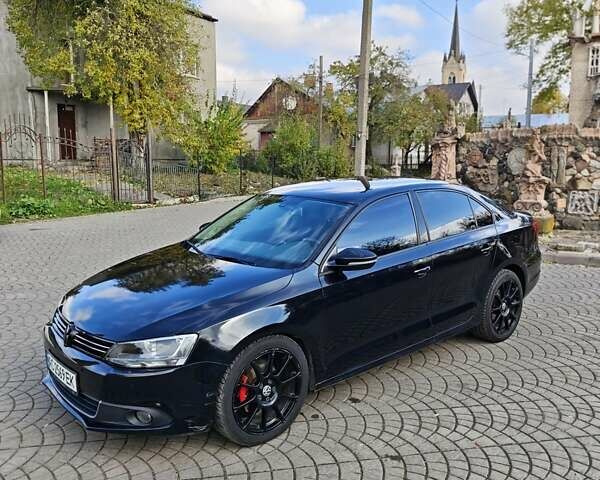 Чорний Фольксваген Джетта, об'ємом двигуна 1.6 л та пробігом 253 тис. км за 8500 $, фото 1 на Automoto.ua