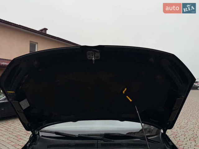 Черный Фольксваген Джетта, объемом двигателя 2 л и пробегом 170 тыс. км за 8300 $, фото 79 на Automoto.ua