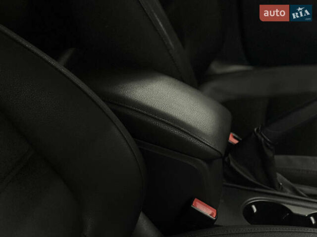 Чорний Фольксваген Джетта, об'ємом двигуна 2.48 л та пробігом 189 тис. км за 8999 $, фото 15 на Automoto.ua