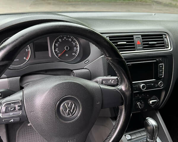 Черный Фольксваген Джетта, объемом двигателя 1.97 л и пробегом 363 тыс. км за 10500 $, фото 29 на Automoto.ua