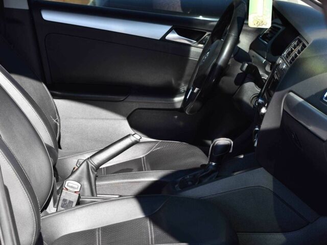 Черный Фольксваген Джетта, объемом двигателя 2.5 л и пробегом 280 тыс. км за 8700 $, фото 13 на Automoto.ua