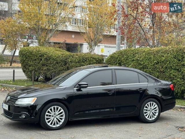 Чорний Фольксваген Джетта, об'ємом двигуна 2.5 л та пробігом 260 тис. км за 8900 $, фото 4 на Automoto.ua