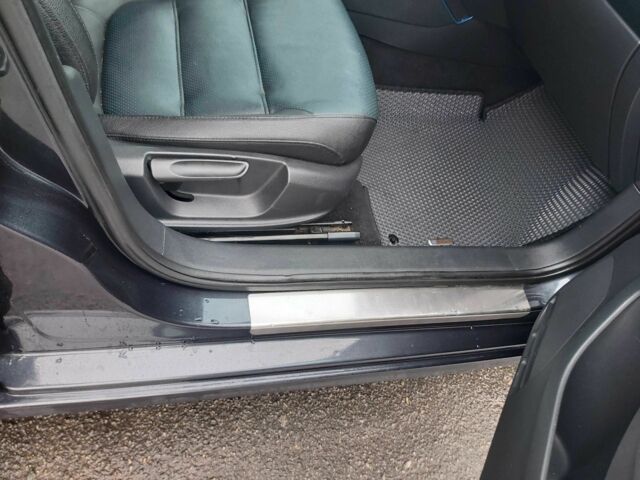 Черный Фольксваген Джетта, объемом двигателя 2.5 л и пробегом 236 тыс. км за 9300 $, фото 19 на Automoto.ua