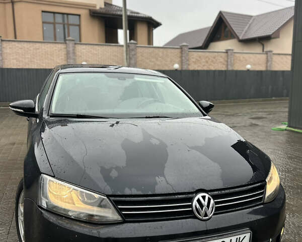 Чорний Фольксваген Джетта, об'ємом двигуна 1.6 л та пробігом 263 тис. км за 7500 $, фото 2 на Automoto.ua