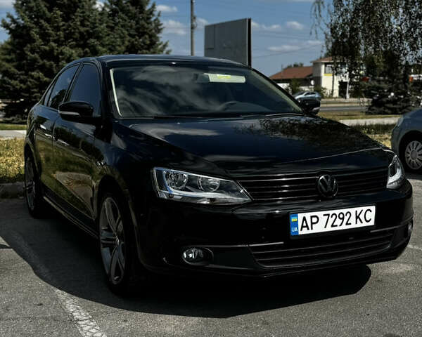 Черный Фольксваген Джетта, объемом двигателя 1.97 л и пробегом 227 тыс. км за 9800 $, фото 7 на Automoto.ua