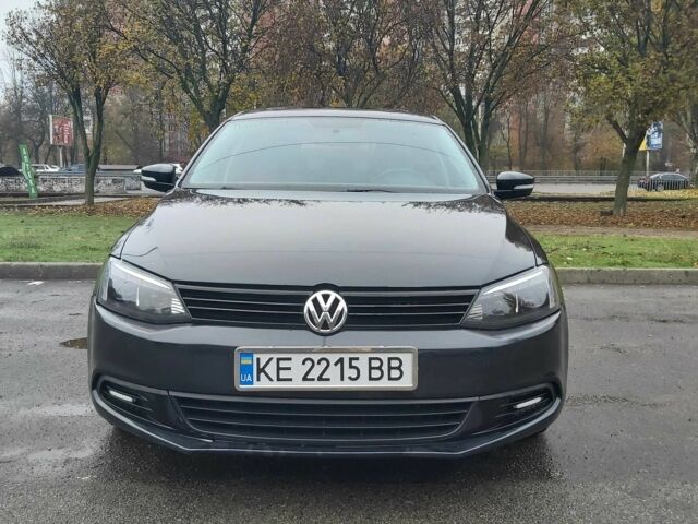 Черный Фольксваген Джетта, объемом двигателя 2.5 л и пробегом 236 тыс. км за 9300 $, фото 4 на Automoto.ua