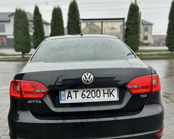 Чорний Фольксваген Джетта, об'ємом двигуна 1.6 л та пробігом 263 тис. км за 7500 $, фото 12 на Automoto.ua