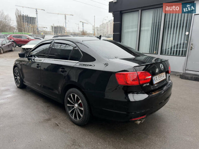 Черный Фольксваген Джетта, объемом двигателя 2.48 л и пробегом 88 тыс. км за 10200 $, фото 6 на Automoto.ua
