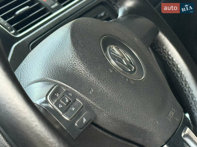 Черный Фольксваген Джетта, объемом двигателя 2.5 л и пробегом 186 тыс. км за 8750 $, фото 29 на Automoto.ua