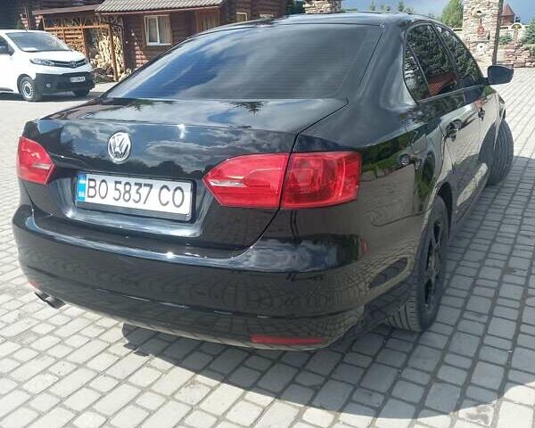 Чорний Фольксваген Джетта, об'ємом двигуна 2.48 л та пробігом 263 тис. км за 8000 $, фото 3 на Automoto.ua