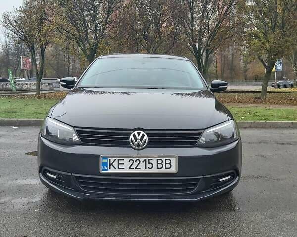 Черный Фольксваген Джетта, объемом двигателя 2.5 л и пробегом 236 тыс. км за 9300 $, фото 1 на Automoto.ua