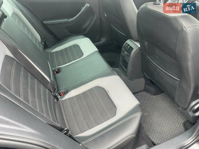 Чорний Фольксваген Джетта, об'ємом двигуна 1.6 л та пробігом 264 тис. км за 8100 $, фото 14 на Automoto.ua