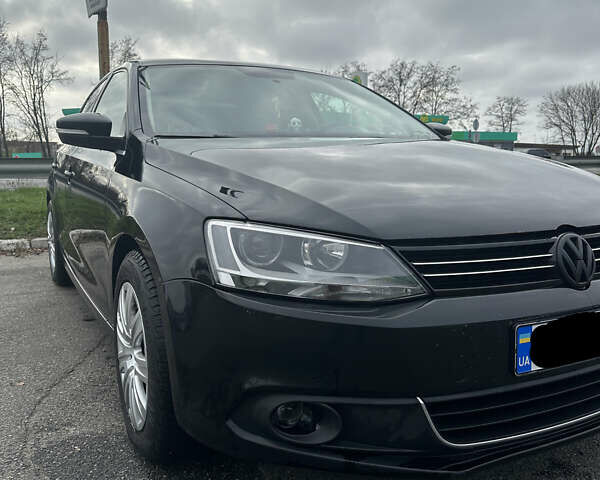 Чорний Фольксваген Джетта, об'ємом двигуна 2.5 л та пробігом 300 тис. км за 8400 $, фото 4 на Automoto.ua
