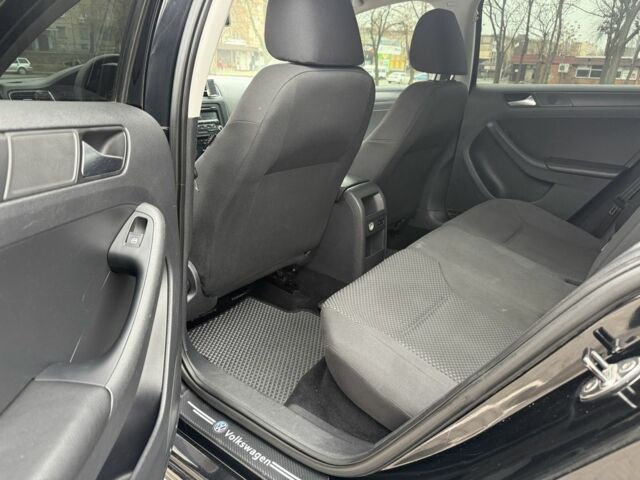 Черный Фольксваген Джетта, объемом двигателя 2 л и пробегом 180 тыс. км за 8200 $, фото 12 на Automoto.ua