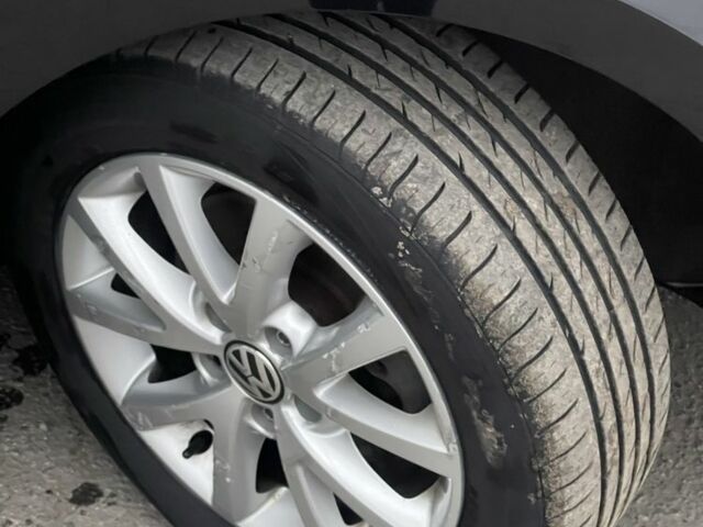 Черный Фольксваген Джетта, объемом двигателя 2.5 л и пробегом 232 тыс. км за 8600 $, фото 20 на Automoto.ua