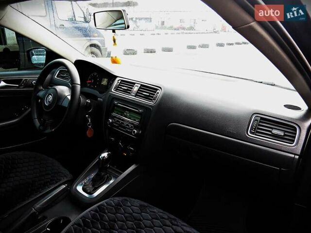 Черный Фольксваген Джетта, объемом двигателя 2 л и пробегом 151 тыс. км за 8800 $, фото 16 на Automoto.ua
