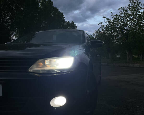 Чорний Фольксваген Джетта, об'ємом двигуна 1.39 л та пробігом 199 тис. км за 8499 $, фото 9 на Automoto.ua