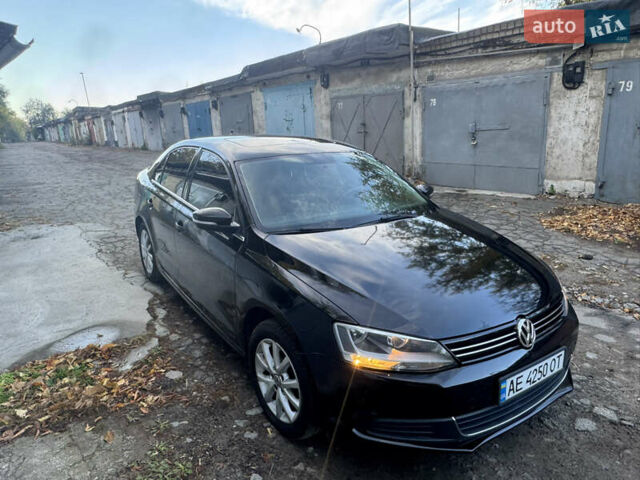 Черный Фольксваген Джетта, объемом двигателя 2.5 л и пробегом 225 тыс. км за 9800 $, фото 1 на Automoto.ua