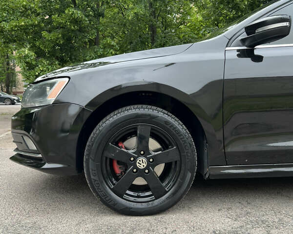 Черный Фольксваген Джетта, объемом двигателя 1.97 л и пробегом 363 тыс. км за 10500 $, фото 13 на Automoto.ua