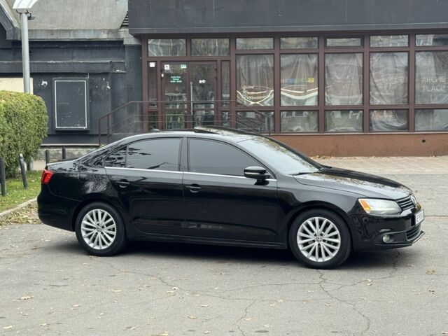 Черный Фольксваген Джетта, объемом двигателя 2.5 л и пробегом 260 тыс. км за 8900 $, фото 5 на Automoto.ua