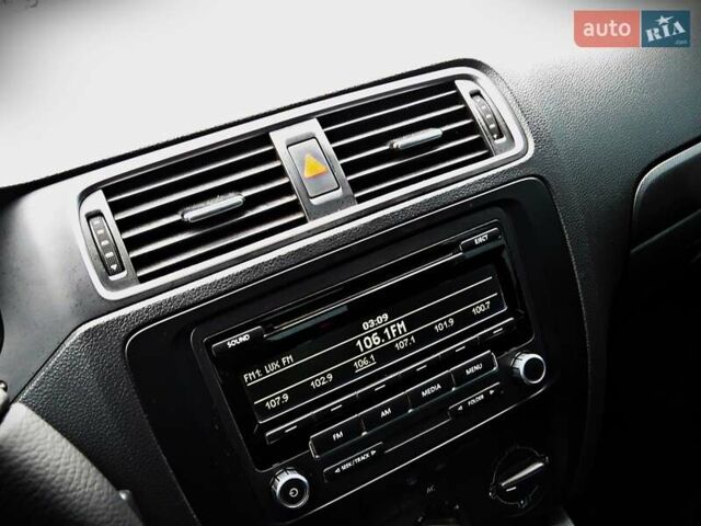 Черный Фольксваген Джетта, объемом двигателя 2 л и пробегом 151 тыс. км за 8800 $, фото 8 на Automoto.ua