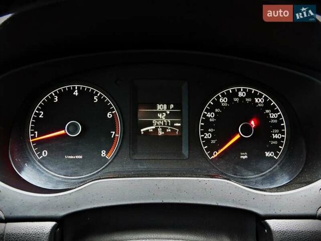 Черный Фольксваген Джетта, объемом двигателя 2 л и пробегом 151 тыс. км за 8800 $, фото 5 на Automoto.ua