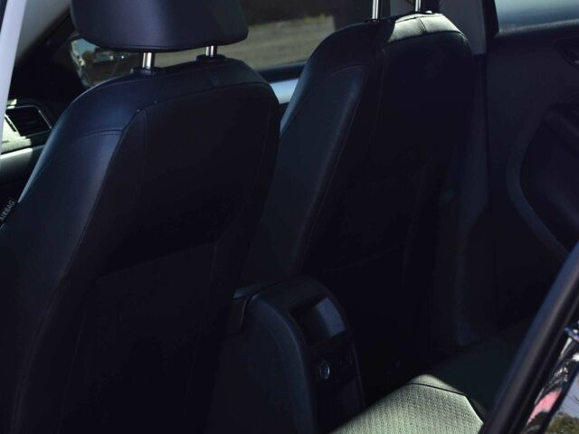 Черный Фольксваген Джетта, объемом двигателя 2.5 л и пробегом 280 тыс. км за 8700 $, фото 17 на Automoto.ua