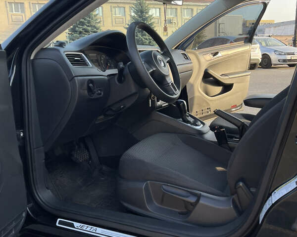 Черный Фольксваген Джетта, объемом двигателя 1.98 л и пробегом 225 тыс. км за 8700 $, фото 11 на Automoto.ua