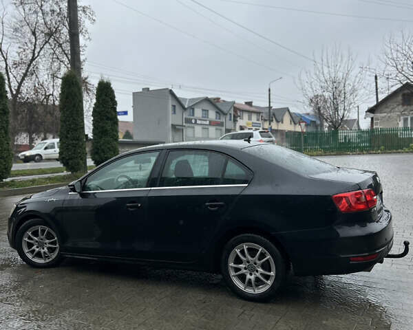 Чорний Фольксваген Джетта, об'ємом двигуна 1.6 л та пробігом 263 тис. км за 7500 $, фото 8 на Automoto.ua