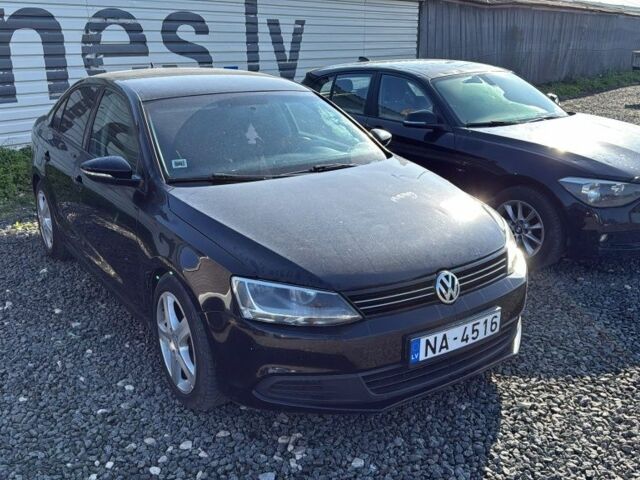 Чорний Фольксваген Джетта, об'ємом двигуна 2 л та пробігом 223 тис. км за 4700 $, фото 1 на Automoto.ua