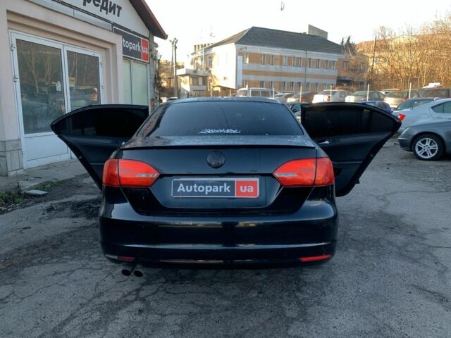 Чорний Фольксваген Джетта, об'ємом двигуна 2 л та пробігом 219 тис. км за 8990 $, фото 12 на Automoto.ua