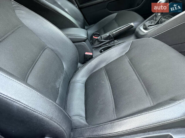 Черный Фольксваген Джетта, объемом двигателя 2.5 л и пробегом 186 тыс. км за 8750 $, фото 46 на Automoto.ua