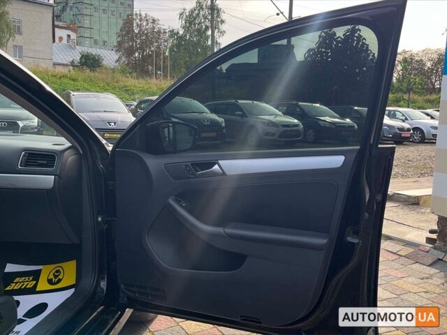 Чорний Фольксваген Джетта, об'ємом двигуна 2.5 л та пробігом 150 тис. км за 8500 $, фото 20 на Automoto.ua