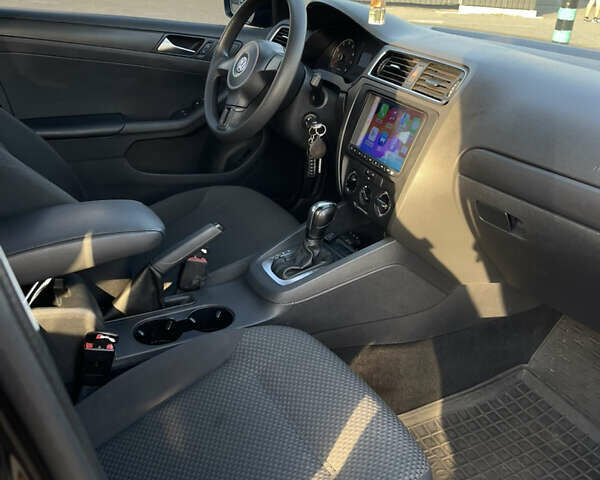 Черный Фольксваген Джетта, объемом двигателя 1.98 л и пробегом 225 тыс. км за 8700 $, фото 19 на Automoto.ua