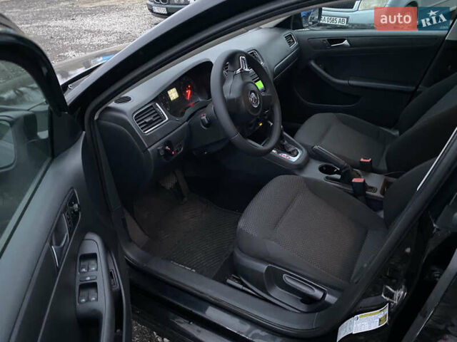 Черный Фольксваген Джетта, объемом двигателя 1.98 л и пробегом 230 тыс. км за 7350 $, фото 6 на Automoto.ua