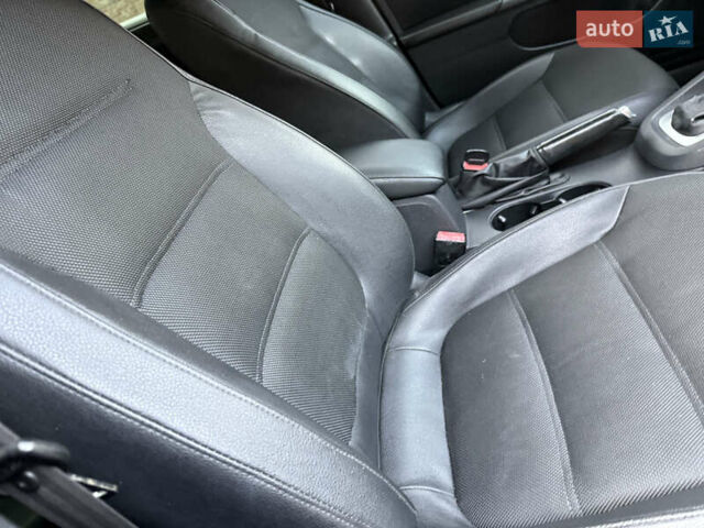 Черный Фольксваген Джетта, объемом двигателя 2.5 л и пробегом 186 тыс. км за 8750 $, фото 48 на Automoto.ua