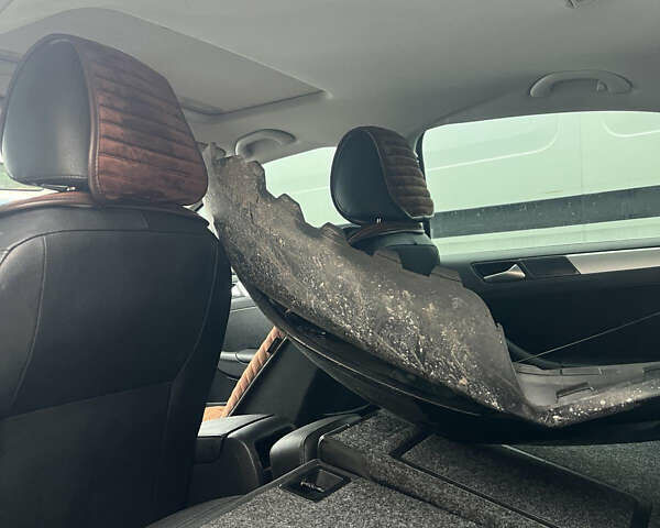 Черный Фольксваген Джетта, объемом двигателя 2.5 л и пробегом 359 тыс. км за 3900 $, фото 16 на Automoto.ua