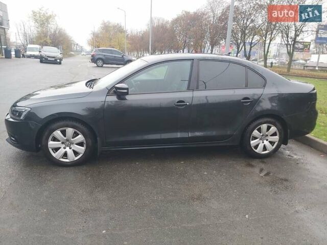 Черный Фольксваген Джетта, объемом двигателя 2.5 л и пробегом 236 тыс. км за 9300 $, фото 5 на Automoto.ua
