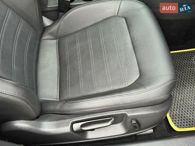 Чорний Фольксваген Джетта, об'ємом двигуна 2.5 л та пробігом 260 тис. км за 8900 $, фото 16 на Automoto.ua