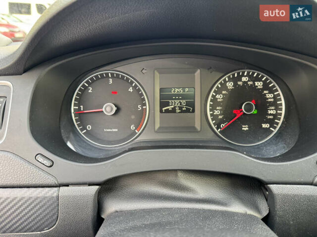 Черный Фольксваген Джетта, объемом двигателя 1.97 л и пробегом 333 тыс. км за 9800 $, фото 12 на Automoto.ua