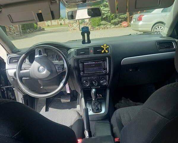 Чорний Фольксваген Джетта, об'ємом двигуна 2.48 л та пробігом 263 тис. км за 8000 $, фото 16 на Automoto.ua